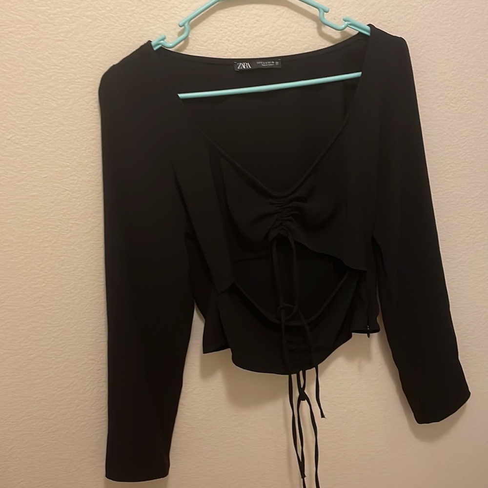 ZARA RUCHED CUT OUT TOP - Picture 4 of 9